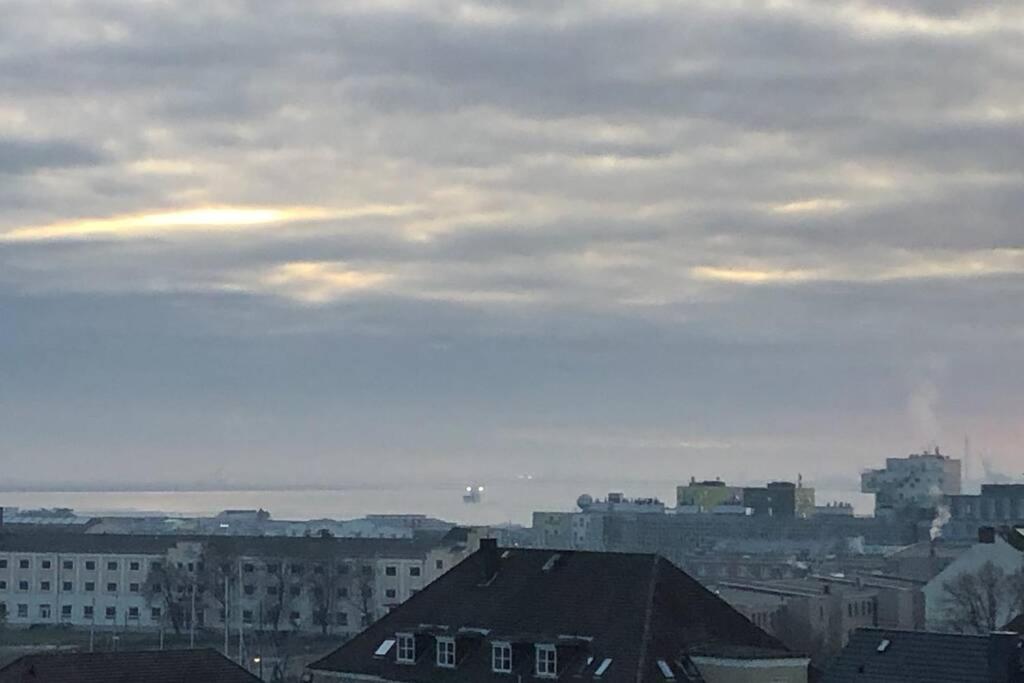 Yachtpanorama Weser und Yachthafenblick 1 Zi 7OG Bremerhaven Exterior foto